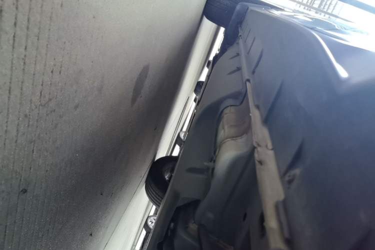 Used Nissan X-Trail 2019 2.0L CVT Smart Connect Comfort Edition 2WD Left Side Sill