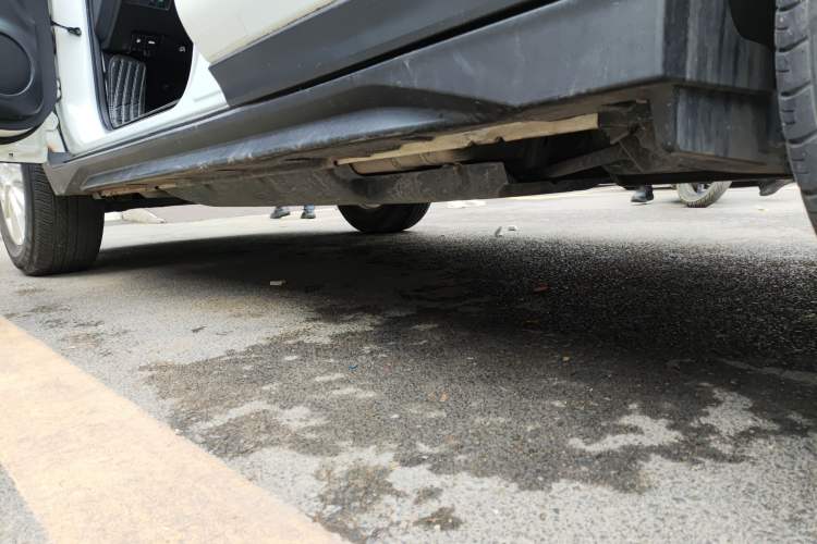 Used Nissan X-Trail 2019 2.0L CVT Smart Connect Comfort Edition 2WD Left Side Sill