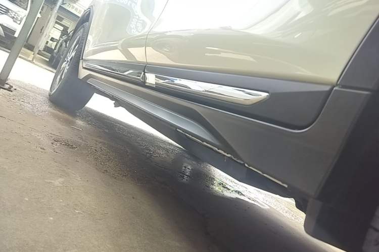 Used Nissan X-Trail 2019 2.5L CVT Smart Connect Luxury Edition 4WD Left Side Sill