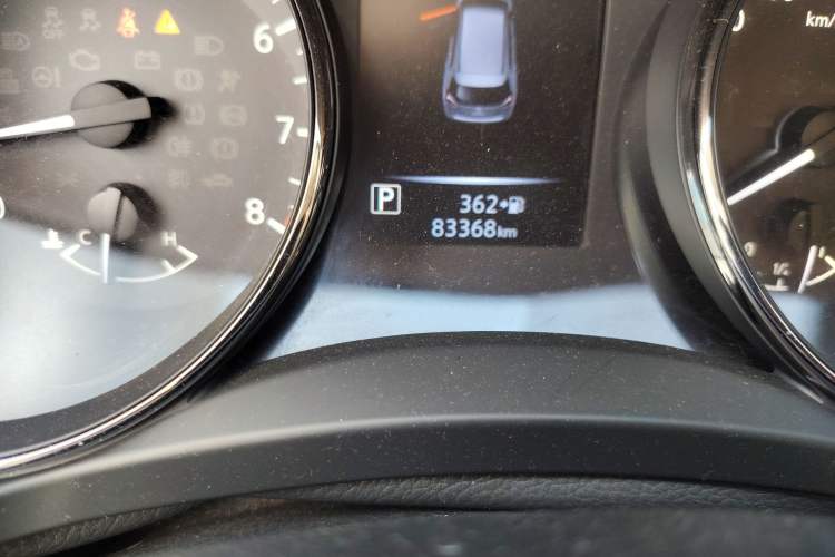 Used Nissan X-Trail 2019 2.0L CVT Comfort Edition 2WD Odometer Close Up