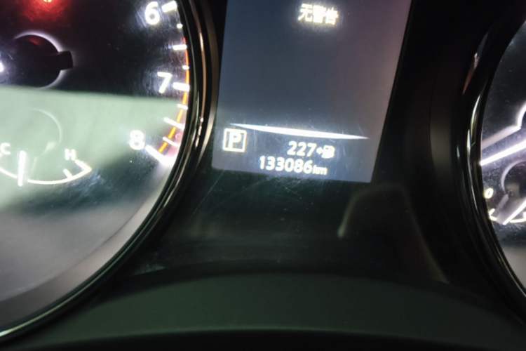 Used Nissan X-Trail 2019 2.0L CVT Smart Connect Comfort Edition 2WD Odometer Close Up