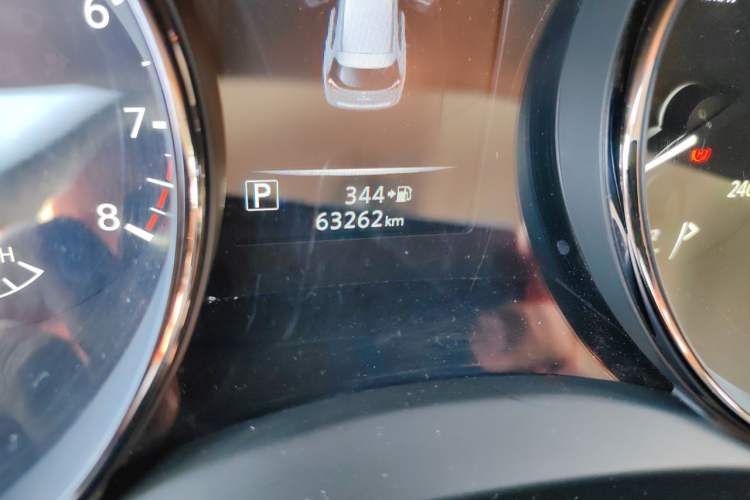 Used Nissan X-Trail 2019 2.5L CVT Smart Connect Luxury Edition 4WD Odometer Close Up