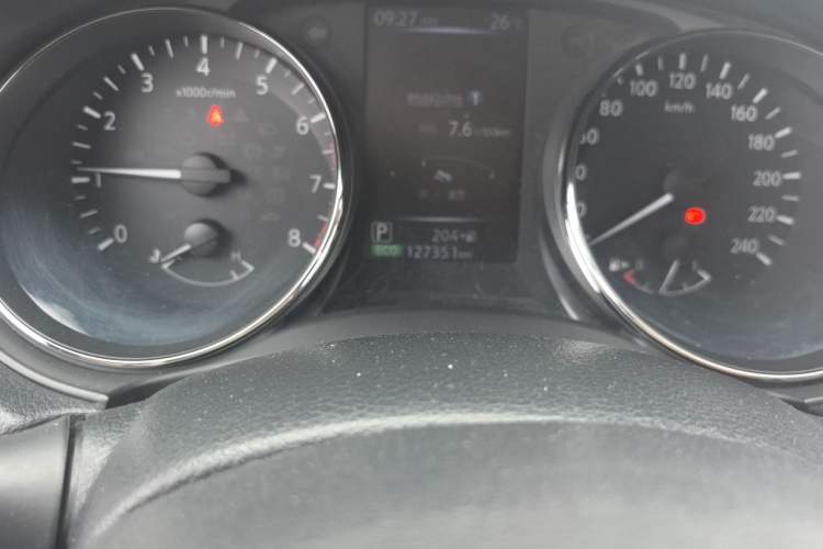 Used Nissan X-Trail 2019 2.0L CVT Smart Connect Comfort Edition 2WD Odometer Close Up