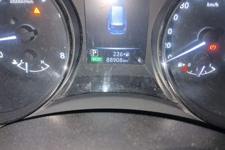 Used Nissan X-Trail 2019 2.0L CVT Smart Connect Comfort Edition 2WD Odometer Close Up