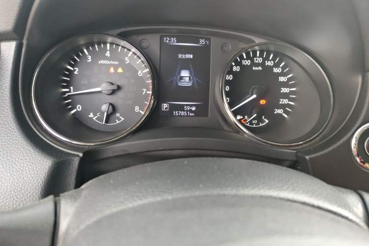 Used Nissan X-Trail 2019 2.0L CVT Smart Connect Comfort Edition 2WD Odometer Close Up