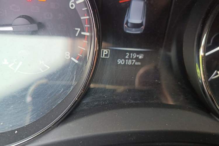 Used Nissan X-Trail 2019 2.0L CVT Comfort Edition 2WD Odometer Close Up
