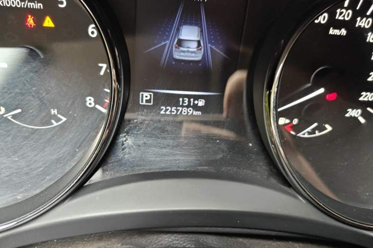 Used Nissan X-Trail 2019 2.0L CVT Smart Connect Comfort Edition 2WD Odometer Close Up