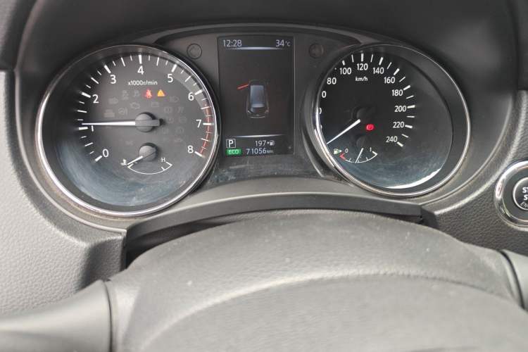 Used Nissan X-Trail 2019 2.0L CVT Smart Connect Comfort Edition 2WD Odometer Close Up