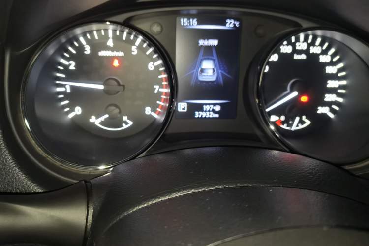 Used Nissan X-Trail 2019 2.5L CVT Smart Connect Luxury Edition 4WD Odometer Close Up