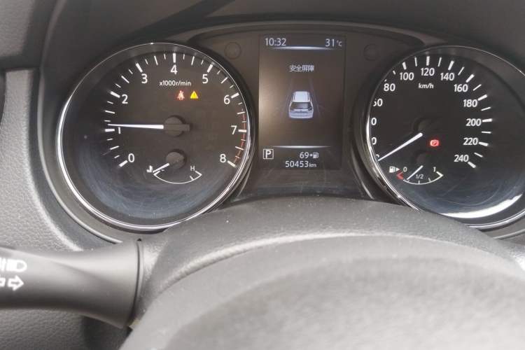 Used Nissan X-Trail 2019 2.0L CVT Smart Connect Comfort Edition 2WD Odometer Close Up
