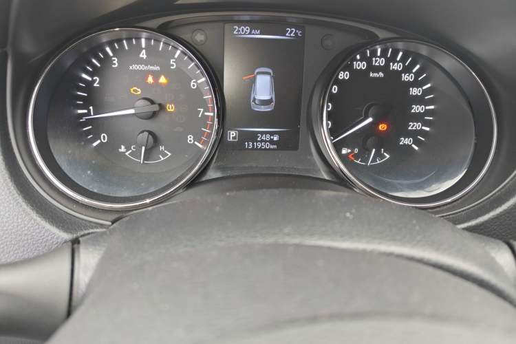Used Nissan X-Trail 2019 2.0L CVT Comfort Edition 2WD Odometer Close Up