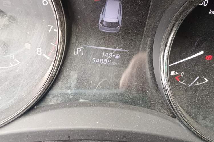 Used Nissan X-Trail 2019 2.0L CVT Smart Connect Comfort Edition 2WD Odometer Close Up