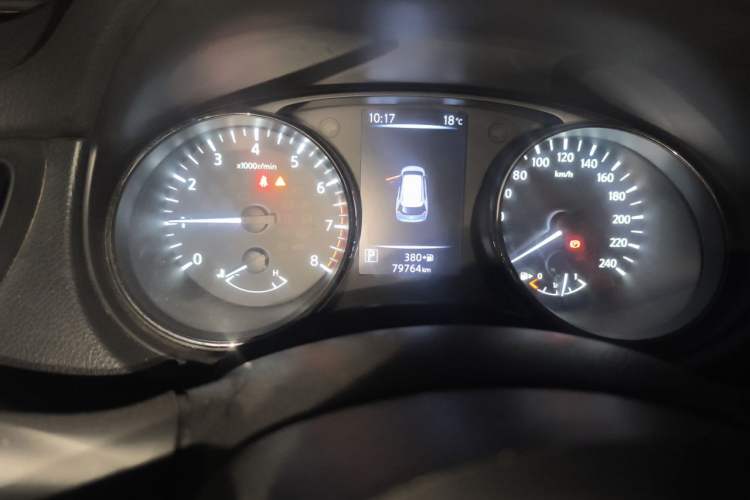 Used Nissan X-Trail 2019 2.0L CVT Smart Connect Comfort Edition 2WD Odometer Close Up