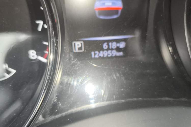 Used Nissan X-Trail 2019 2.0L CVT Smart Connect Comfort Edition 2WD Odometer Close Up