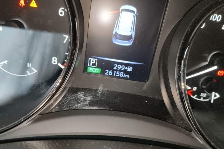 Used Nissan X-Trail 2019 2.5L CVT Smart Connect Luxury Edition 4WD Odometer Close Up