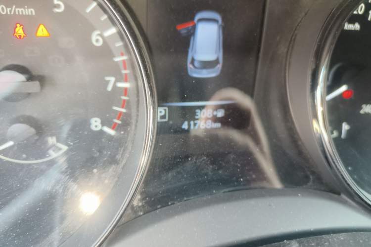 Used Nissan X-Trail 2019 2.0L CVT Smart Connect Comfort Edition 2WD Odometer Close Up