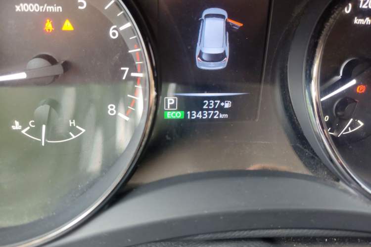 Used Nissan X-Trail 2019 2.0L CVT Smart Connect Comfort Edition 2WD Odometer Close Up