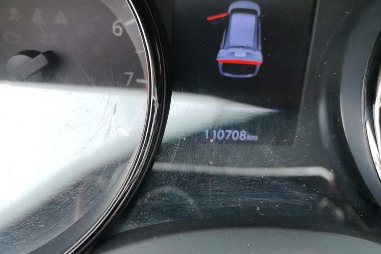 Used Nissan X-Trail 2019 2.0L CVT Comfort Edition 2WD Odometer Close Up