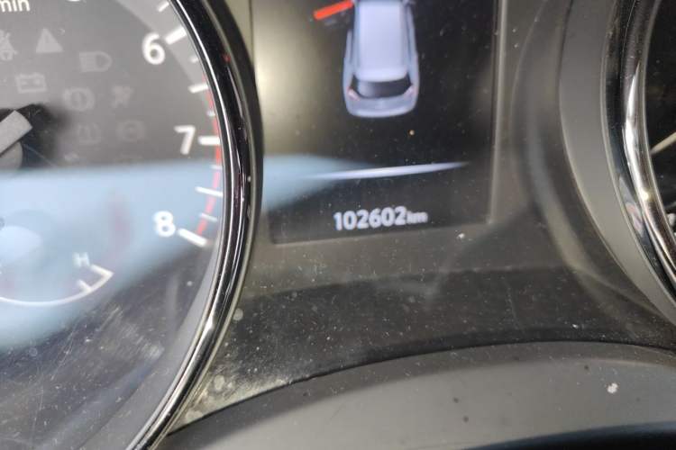 Used Nissan X-Trail 2019 2.0L CVT Smart Connect Comfort Edition 2WD Odometer Close Up