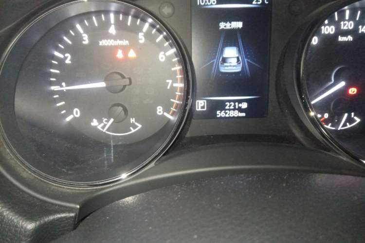 Used Nissan X-Trail 2019 2.0L CVT Smart Connect Comfort Edition 2WD Odometer Close Up