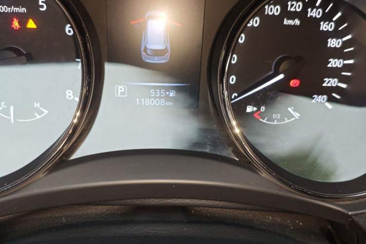 Used Nissan X-Trail 2019 2.0L CVT Comfort Edition 2WD Odometer Close Up