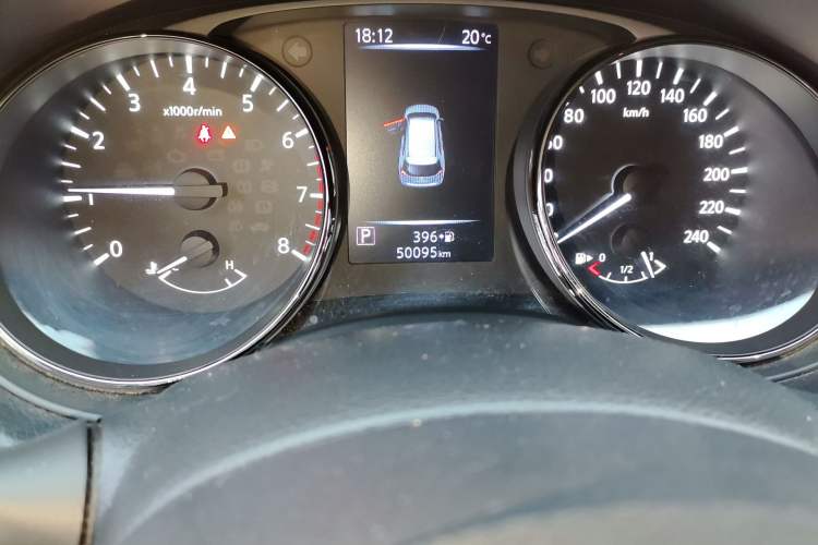 Used Nissan X-Trail 2019 2.0L CVT Smart Connect Comfort Edition 2WD Odometer Close Up