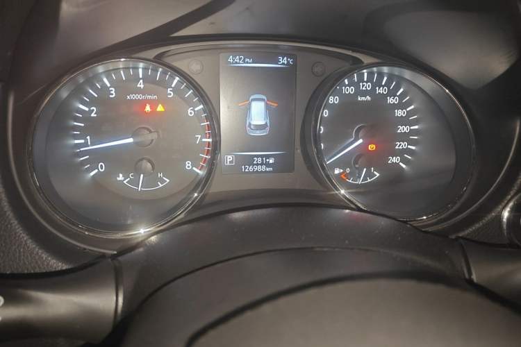 Used Nissan X-Trail 2019 2.0L CVT Smart Connect Comfort Edition 2WD Odometer Close Up