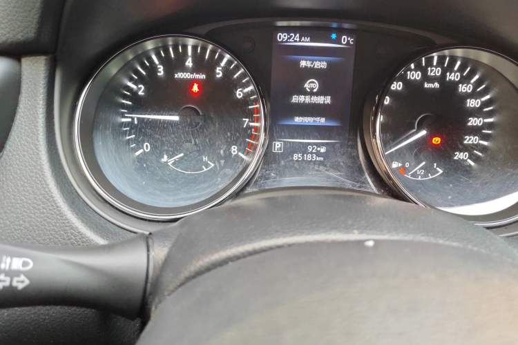 Used Nissan X-Trail 2019 2.0L CVT Smart Connect Comfort Edition 2WD Odometer Close Up