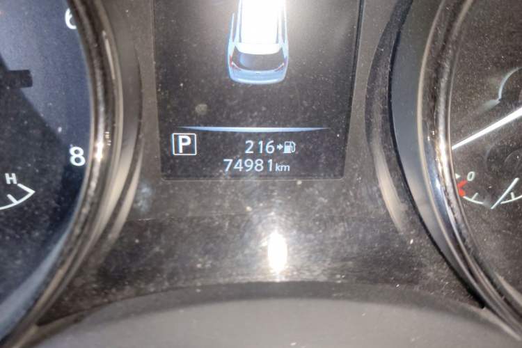 Used Nissan X-Trail 2019 2.0L CVT SmartConnect 7-Seater Comfort Edition 2WD Odometer Close Up