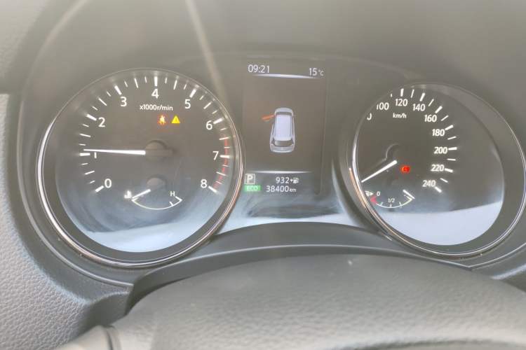 Used Nissan X-Trail 2019 2.0L CVT Smart Connect Comfort Edition 2WD Odometer Close Up