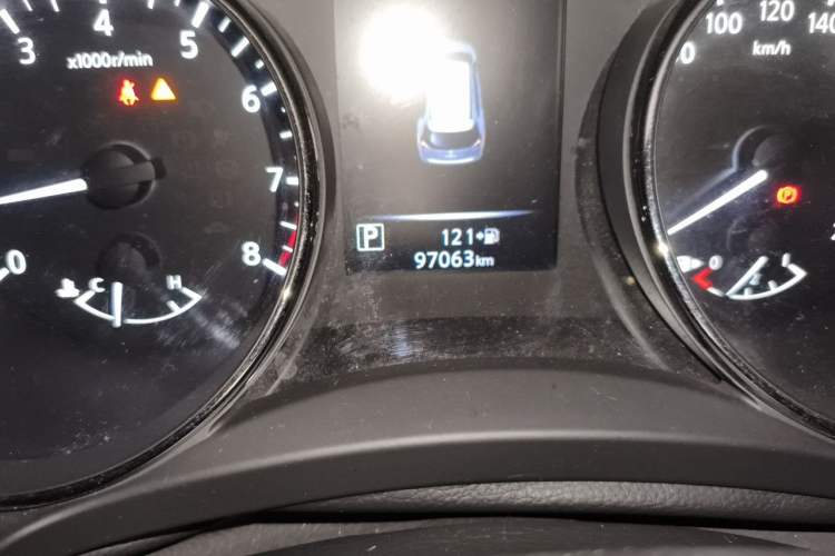 Used Nissan X-Trail 2019 2.0L CVT Smart Connect Comfort Edition 2WD Odometer Close Up