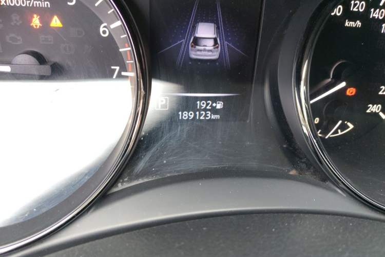 Used Nissan X-Trail 2019 2.0L CVT Smart Connect Comfort Edition 2WD Odometer Close Up