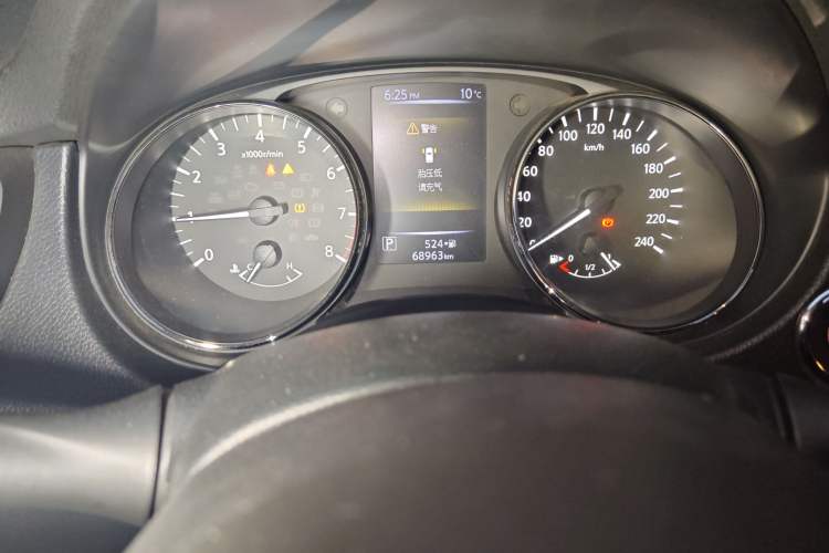 Used Nissan X-Trail 2019 2.0L CVT Smart Connect Comfort Edition 2WD Odometer Close Up