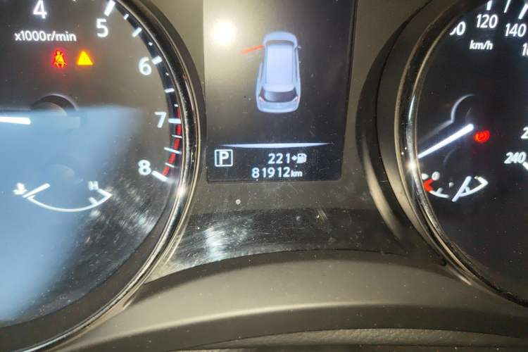 Used Nissan X-Trail 2019 2.5L CVT Smart Connect Luxury Edition 4WD Odometer Close Up
