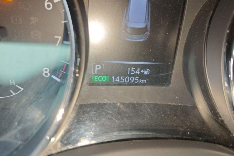 Used Nissan X-Trail 2019 2.0L CVT Comfort Edition 2WD Odometer Close Up