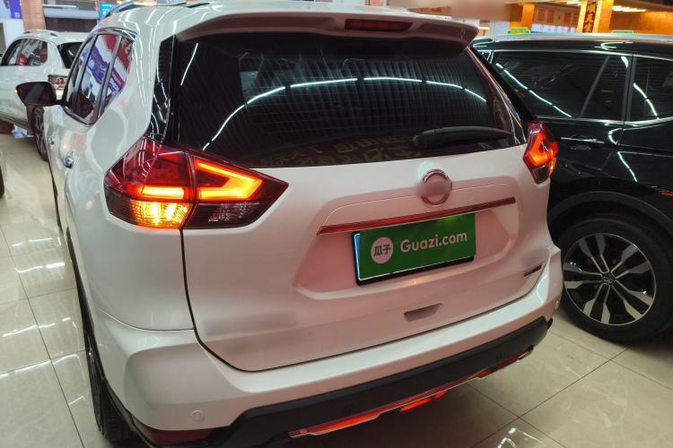 Used Nissan X-Trail 2019 2.5L CVT Smart Connect Luxury Edition 4WD Rear