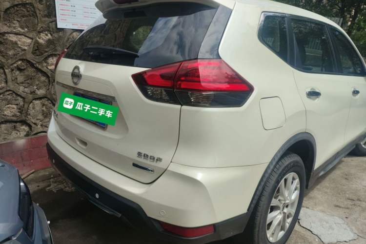Used Nissan X-Trail 2019 2.0L CVT Smart Connect Comfort Edition 2WD Rear Right 45 Deg
