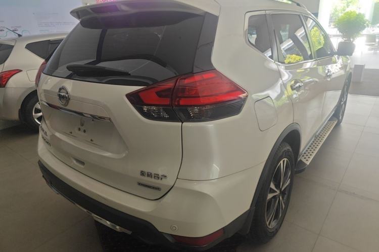 Used Nissan X-Trail 2019 2.5L CVT Smart Connect Luxury Edition 4WD Rear Right 45 Deg