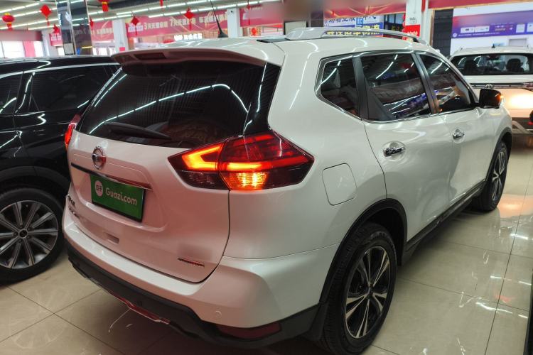Used Nissan X-Trail 2019 2.5L CVT Smart Connect Luxury Edition 4WD Rear Right 45 Deg