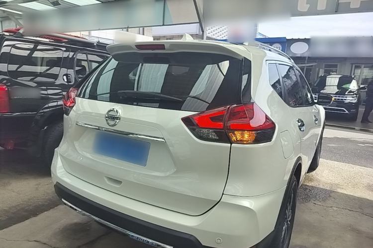 Used Nissan X-Trail 2019 2.5L CVT Smart Connect Luxury Edition 4WD Rear Right 45 Deg