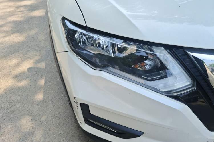Used Nissan X-Trail 2019 2.0L CVT Smart Connect Comfort Edition 2WD Right Front Headlight