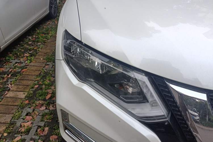 Used Nissan X-Trail 2019 2.0L CVT Smart Connect Comfort Edition 2WD Right Front Headlight