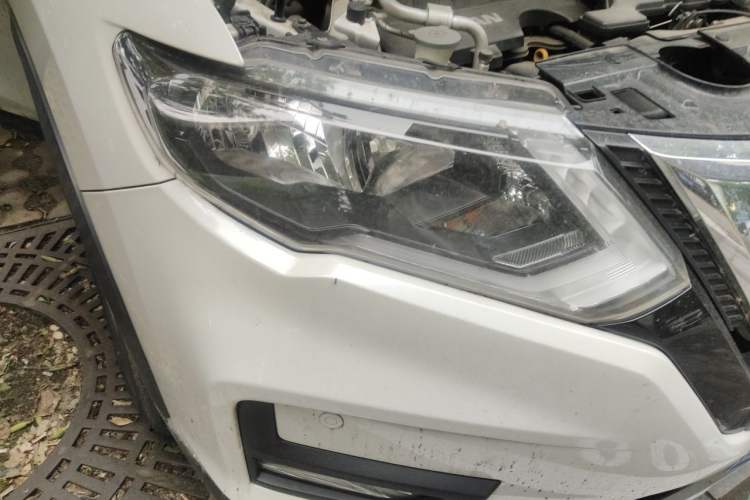 Used Nissan X-Trail 2019 2.0L CVT Comfort Edition 2WD Right Front Headlight