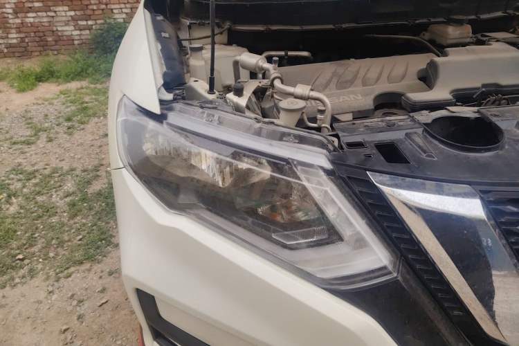 Used Nissan X-Trail 2019 2.0L CVT Smart Connect Comfort Edition 2WD Right Front Headlight