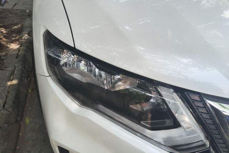 Used Nissan X-Trail 2019 2.0L CVT Smart Connect Comfort Edition 2WD Right Front Headlight