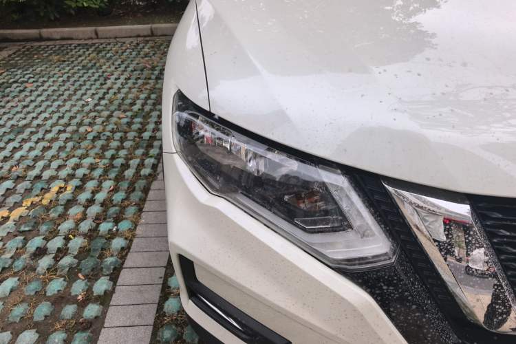 Used Nissan X-Trail 2019 2.0L CVT Smart Connect Comfort Edition 2WD Right Front Headlight