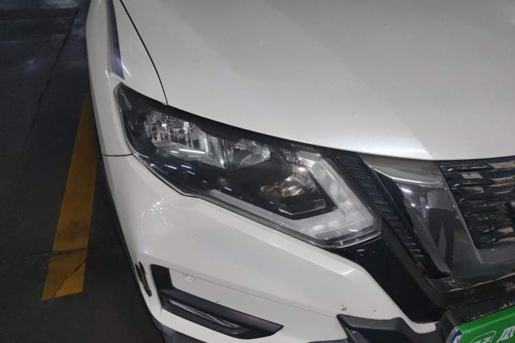 Used Nissan X-Trail 2019 2.0L CVT Smart Connect Comfort Edition 2WD Right Front Headlight