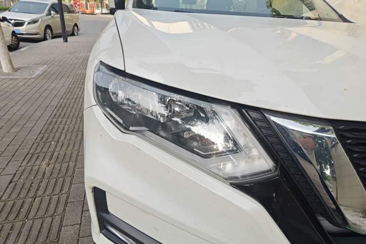 Used Nissan X-Trail 2019 2.0L CVT Smart Connect Comfort Edition 2WD Right Front Headlight