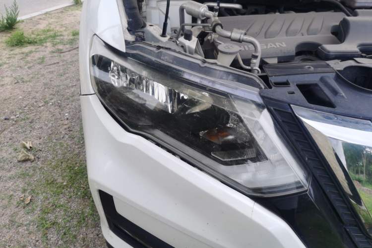 Used Nissan X-Trail 2019 2.0L CVT Smart Connect Comfort Edition 2WD Right Front Headlight