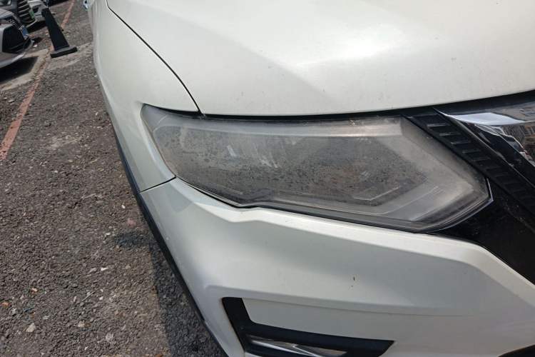 Used Nissan X-Trail 2019 2.0L CVT Smart Connect Comfort Edition 2WD Right Front Headlight